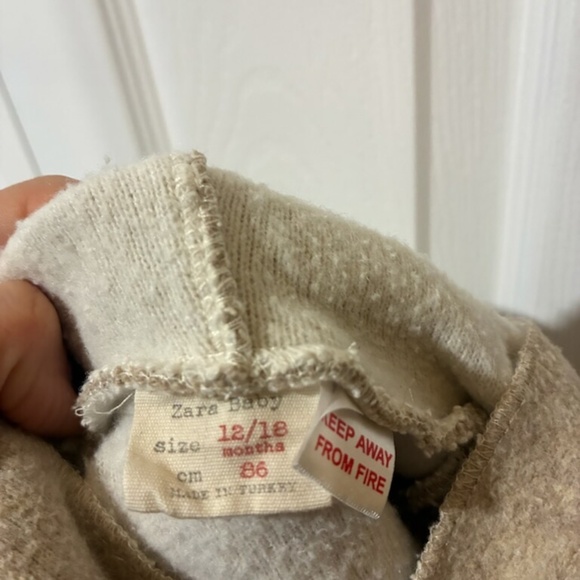 Soft, Neutral & Cozy 🤍 Zara Baby Sweater! - Picture 3 of 4